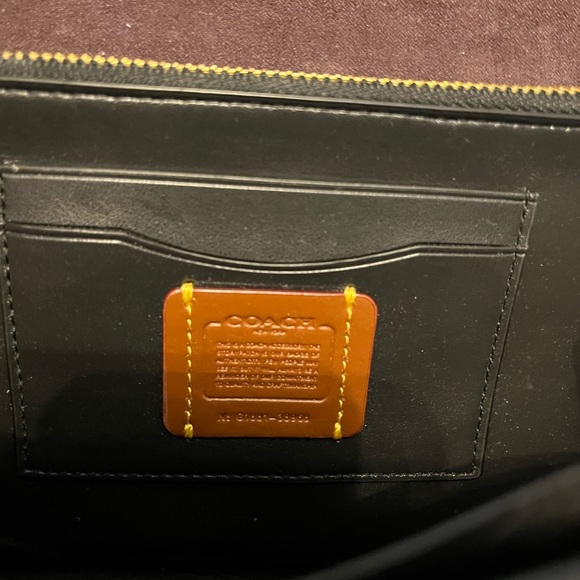 Coach wallet bag - Picture 2 of 3
